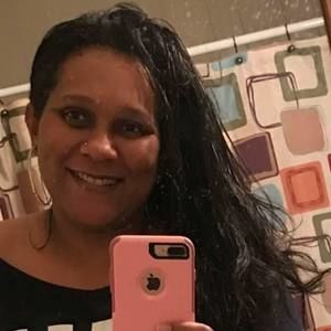 Meet your Posher, Nikki